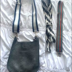Ah Dorned mini messenger bag with 3 adjustable straps